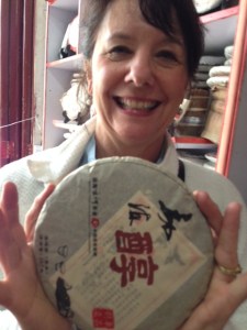 Ruby holding Pu'er tea